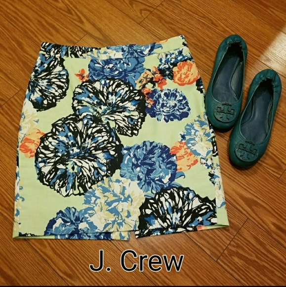 J. Crew Dresses & Skirts - J. Crew Pencil Skirt  sz 10P *HOST  PICK*